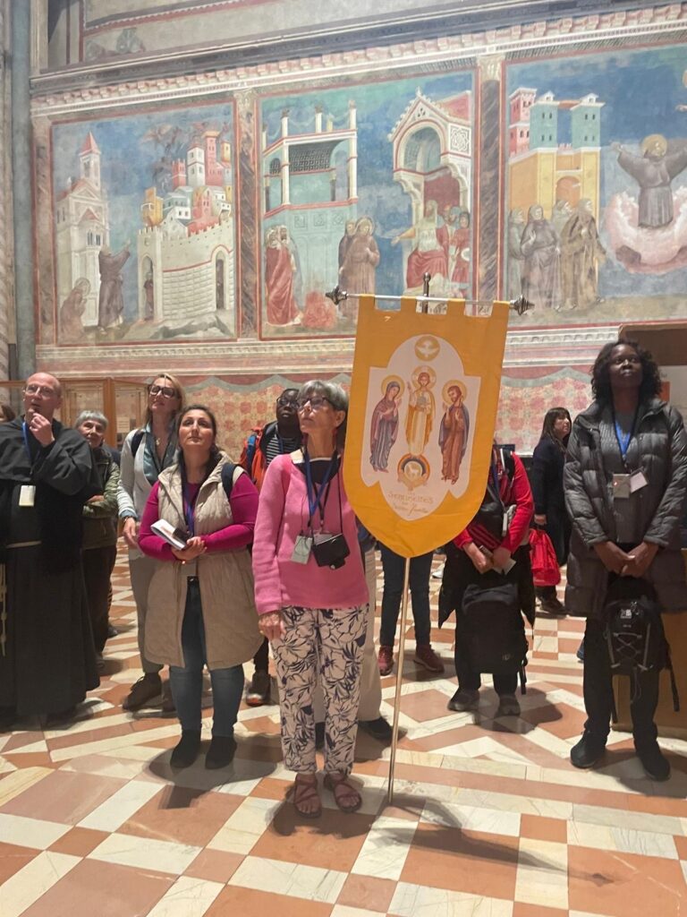 29f6d946-8c81-40c1-8f60-f4a8b7d1db27