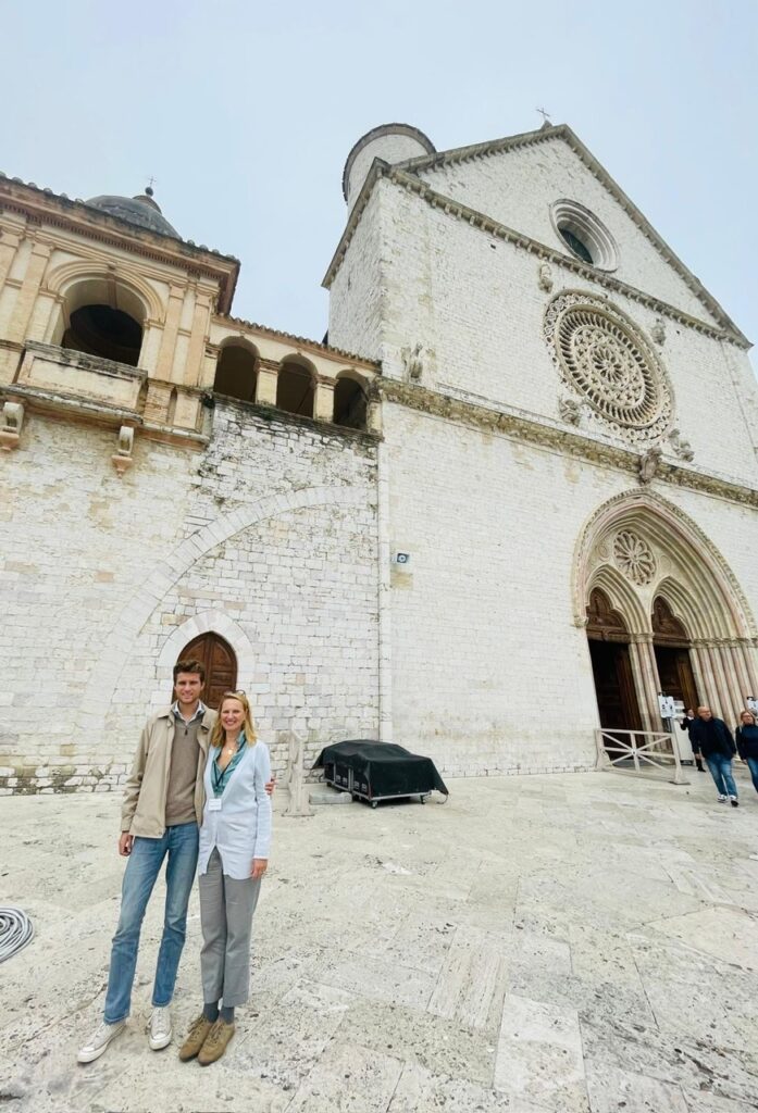 ee8fa25b-2678-41d7-9114-00f144256338