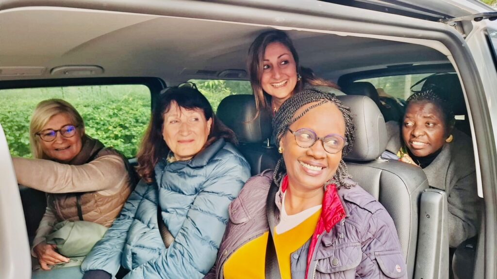 fa1f43a1-9561-4a9a-921c-e89b29058404